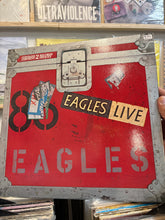 2XBB-705-B - Eagles live