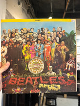 Sgt Peppers Lonely Hearts Club Band - The Beatles (Coloured Vinyl)