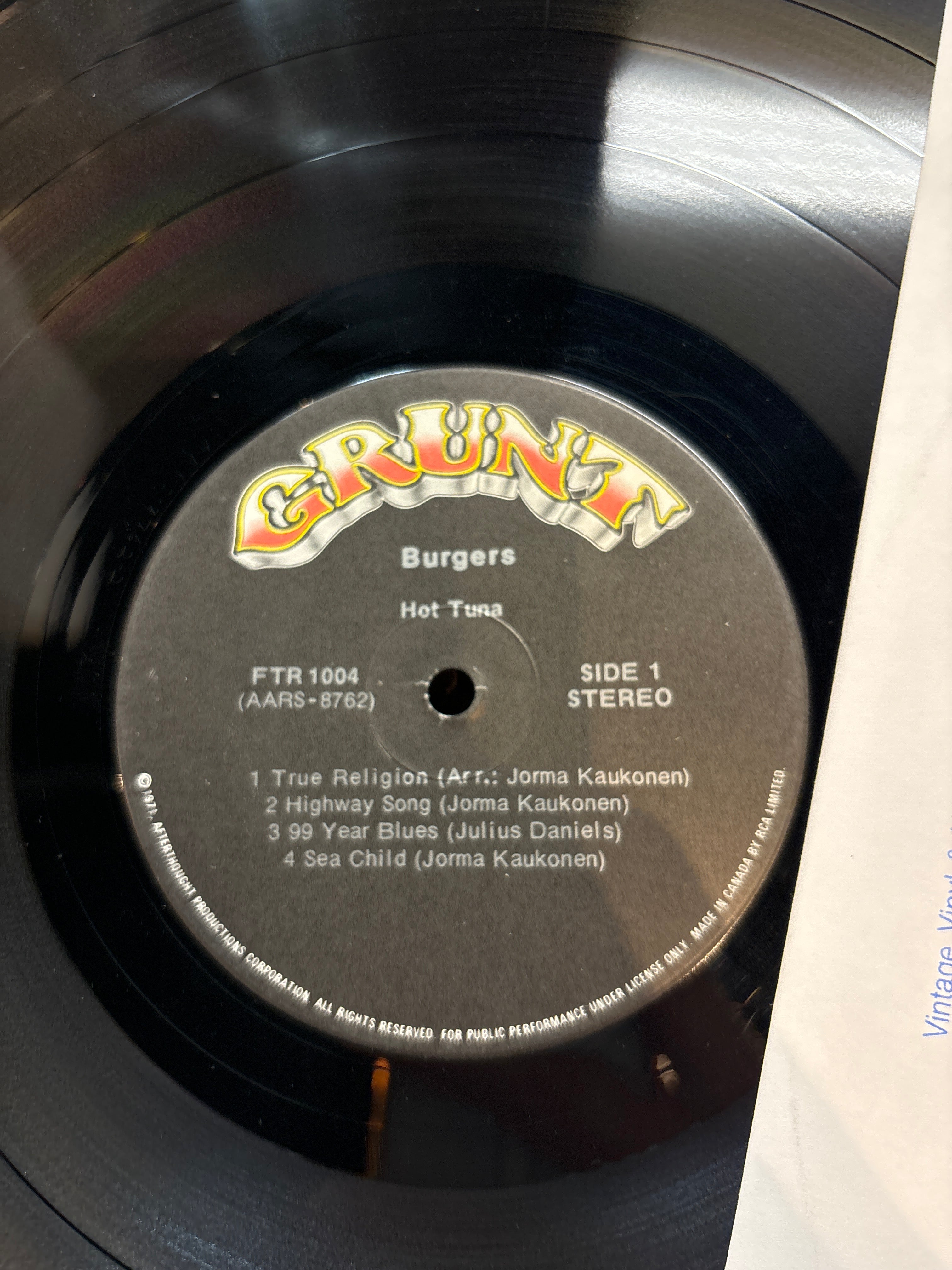 Hot Tuna - Burgers