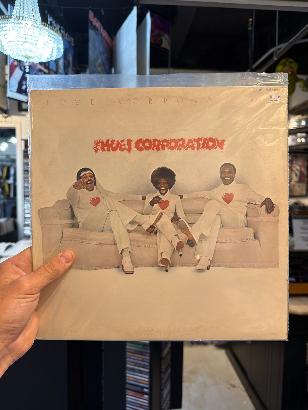 Love Corporation - The Hues