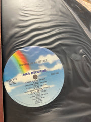 Striking the rich - Dan Hicks and his hot licke