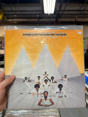 Earth Wind Fire - Spirit