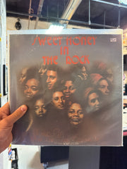 Sweet Honey in the Rock - Blieve I’ll Run On