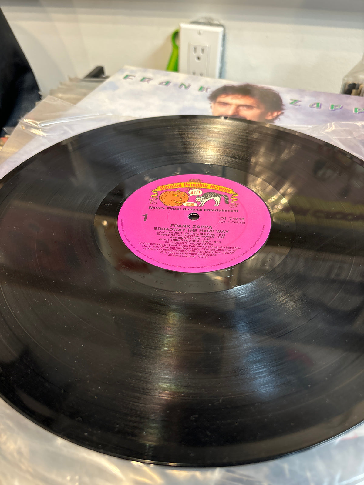 Broadway the hard way  -  Frank Zappa