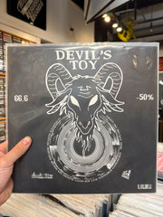 Devils Toy (Skipless DJ Samples)