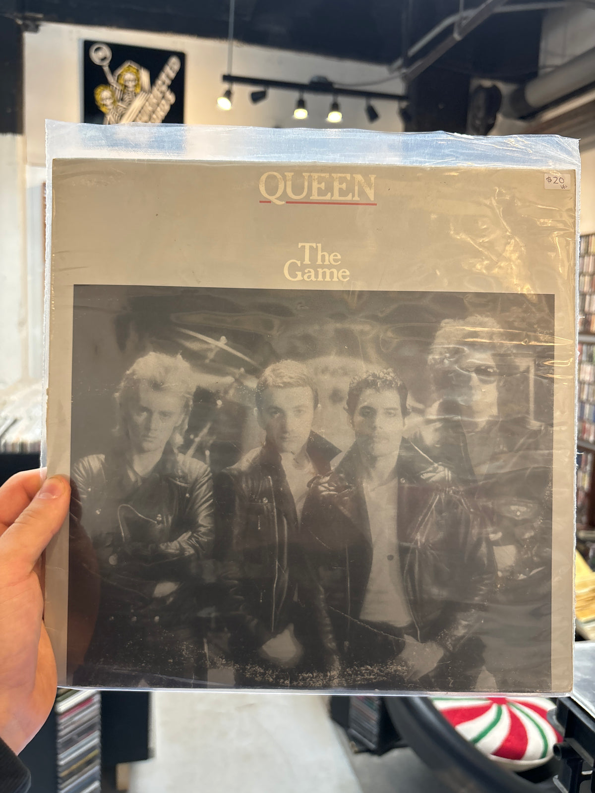 Queen - The Game