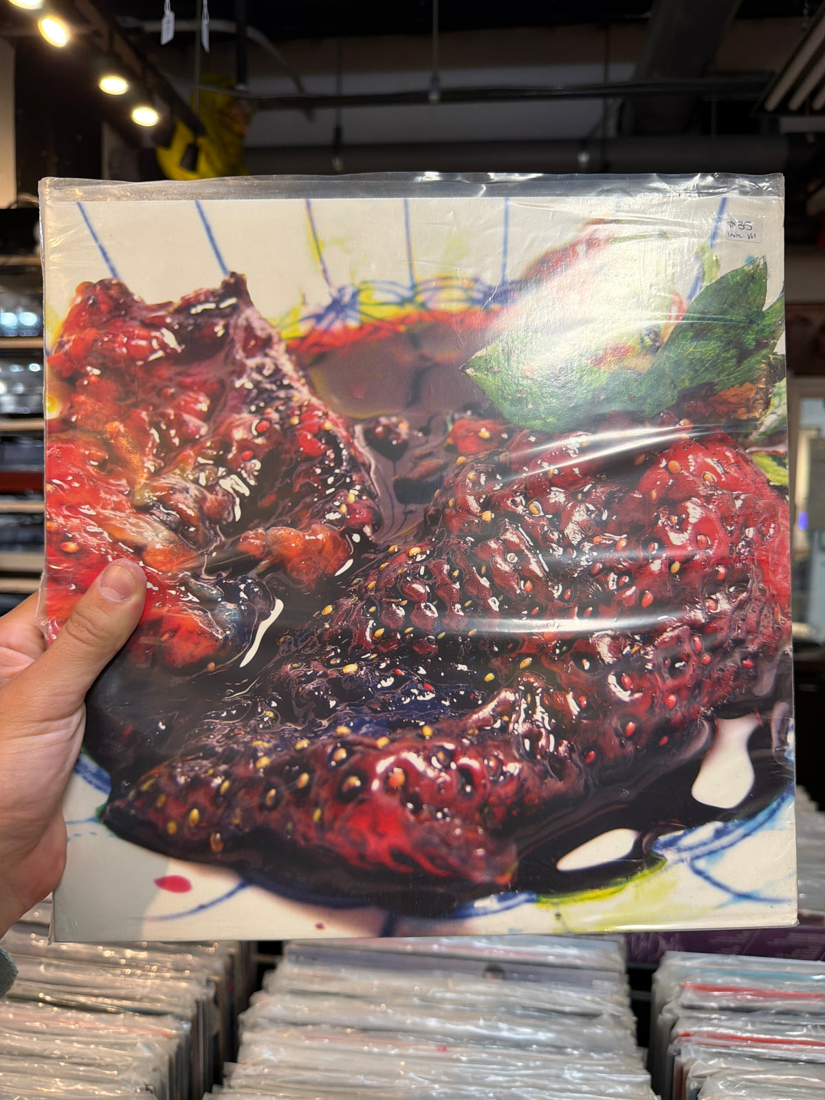 Animal Collective - Strawberry