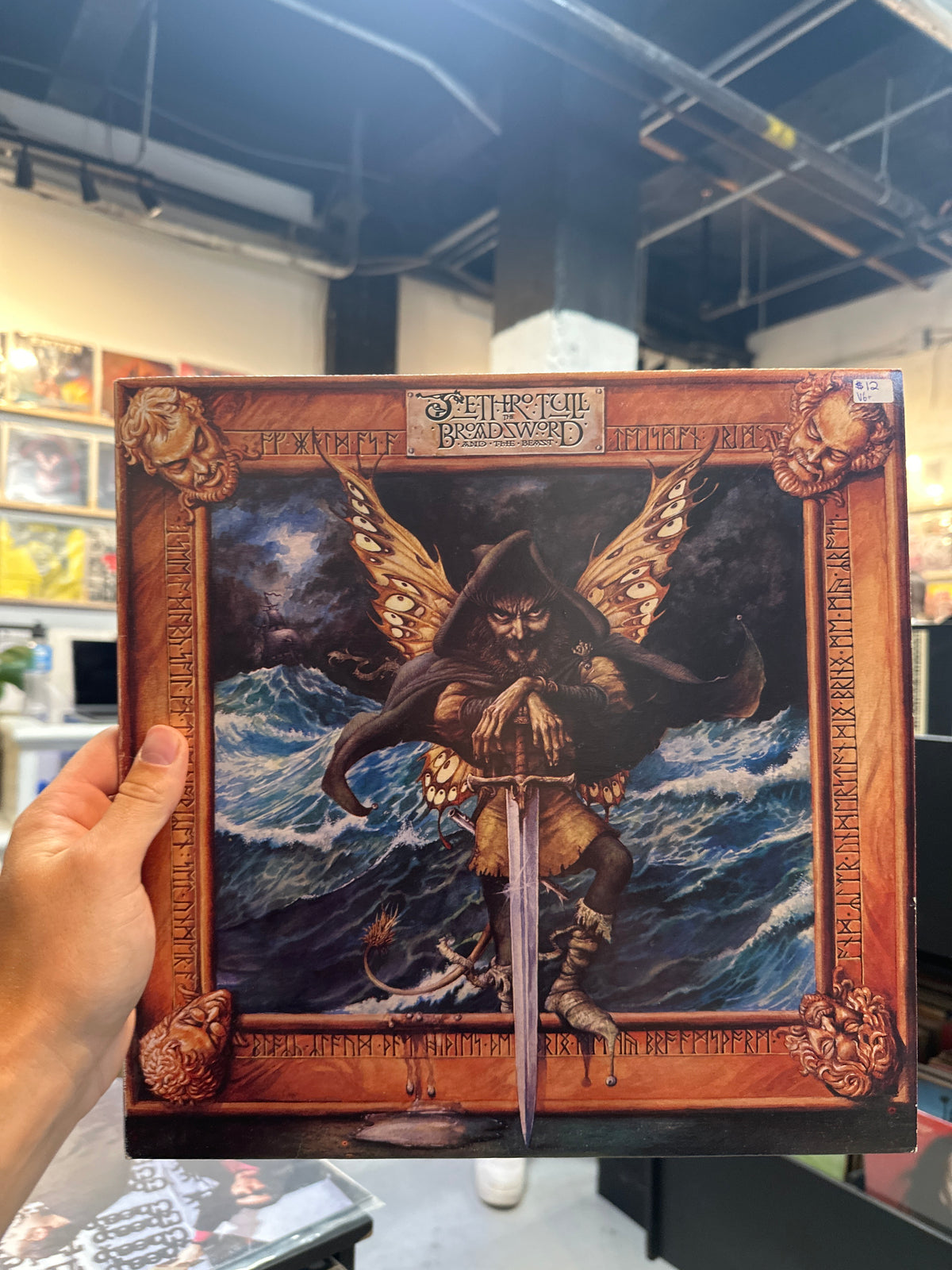 Broadsword and the Best - Jethro Tull