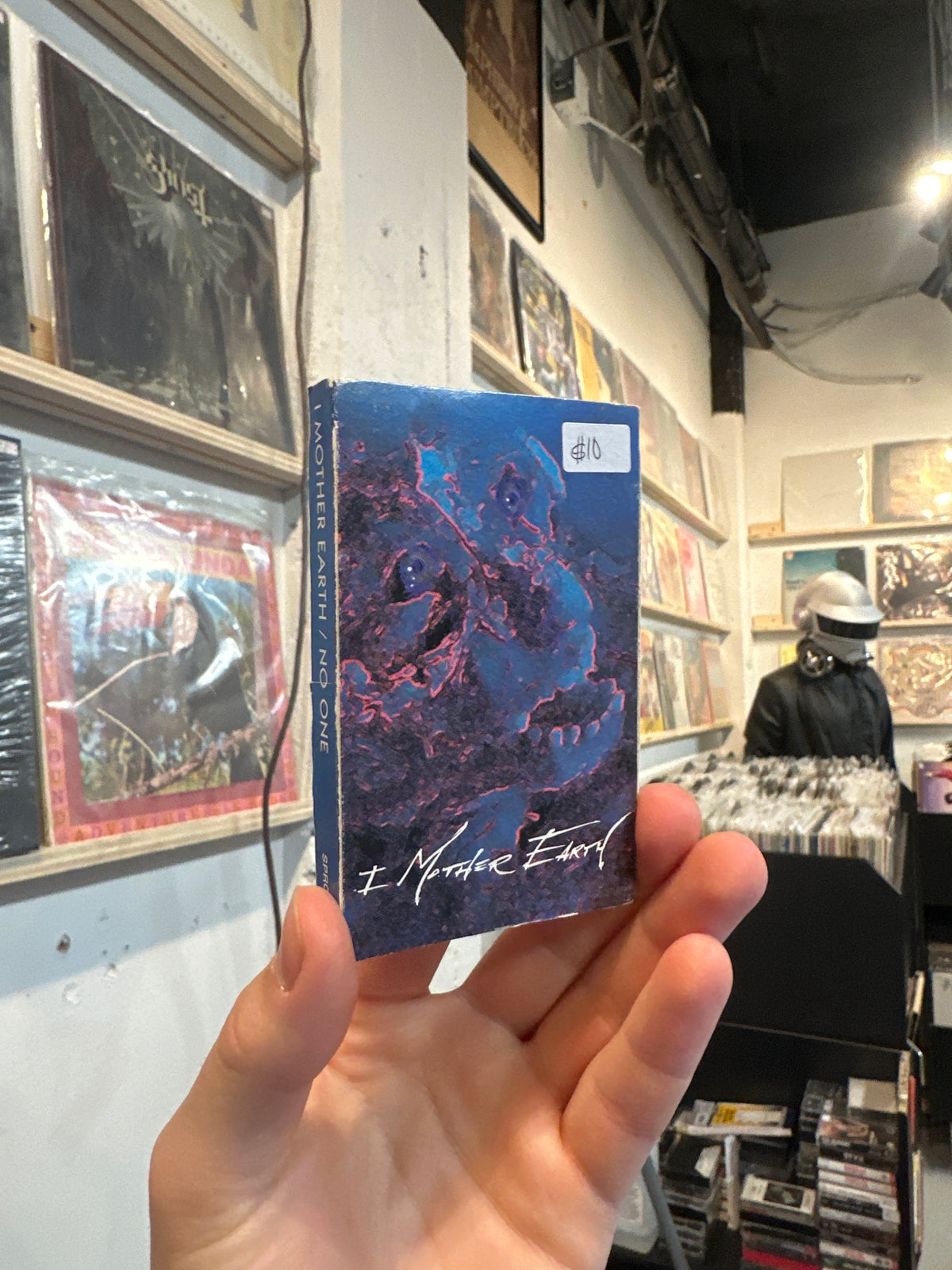 I Mother Earth - No One